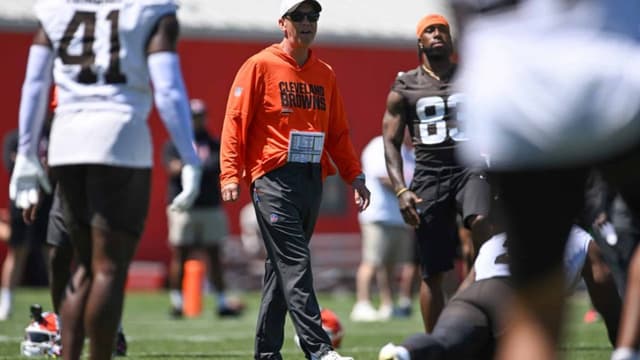 Todd Monken Praises Mike Rutenberg’s Energy on Browns Defense