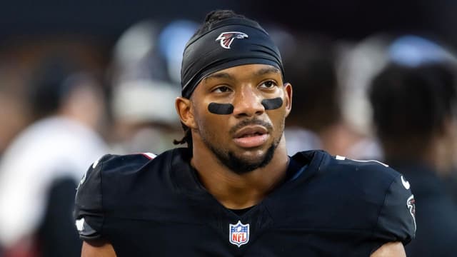 NFL’s 10 Highest-Paid Running Backs After Bijan Robinson’s Extension