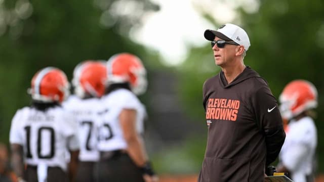 Todd Monken Details Plan to Move Browns' Receivers Around