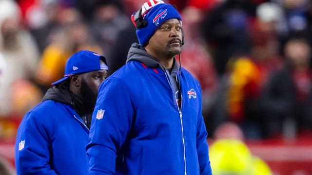 Denver Expected To Hire Ex-NFL WR Ronald Curry