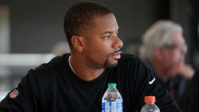 Eagles Set to Interview Arizona’s Connor Senger for QBs Coach Role