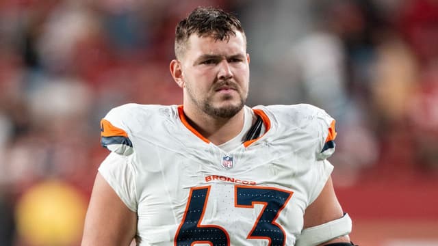 Denver Broncos Re-Sign Alex Palczewski to Two-Year Deal