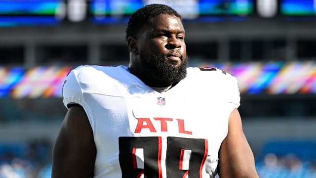 Giants Host Veteran Defensive Tackle Eddie Goldman for Workout