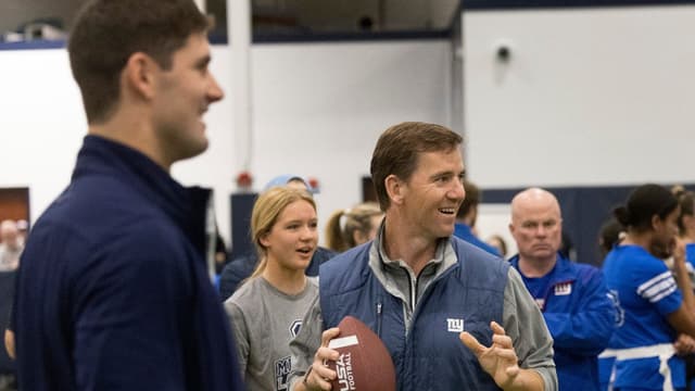 When Daniel Jones Said Eli Manning is a Better QB than Tom Brady and Peyton Manning