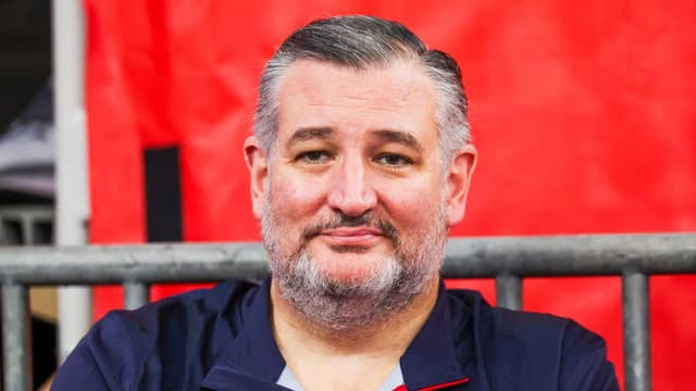 Ted Cruz, Maria Cantwell Introduce Sweeping College Sports Reform Bill