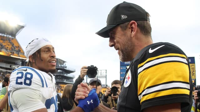 Steelers Named Potential Trade Landing Spot for Jonathan Taylor