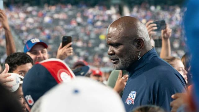 Hall of Famer Lawrence Taylor Out of Hospital Following Health Battle