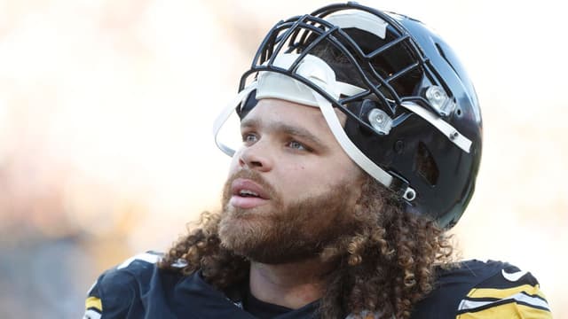 Vikings Sign Former Steelers DL Isaiahh Loudermilk