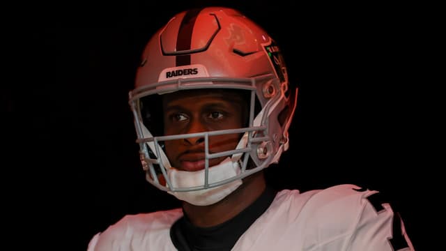 Aaron Glenn Says Geno Smith Will Lead Jets to the Promised Land