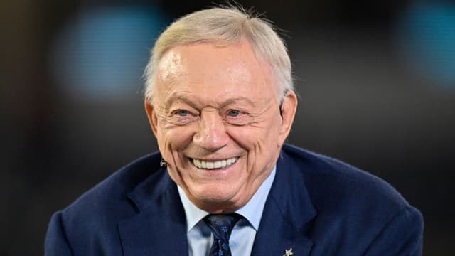 Jerry Jones and Other Owners Join NFL Referee Negotiations As Deadline Nears