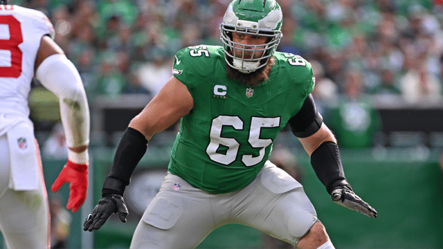 Howie Roseman Keeps Quiet on Lane Johnson’s Future