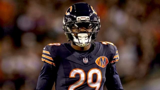 Bears to Stick with Tyrique Stevenson as Starter Despite 2025 Struggles