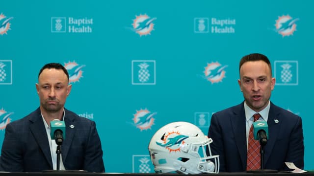 Dolphins Shut Down Trade Rumors, Plan Extensions for Three Core Stars
