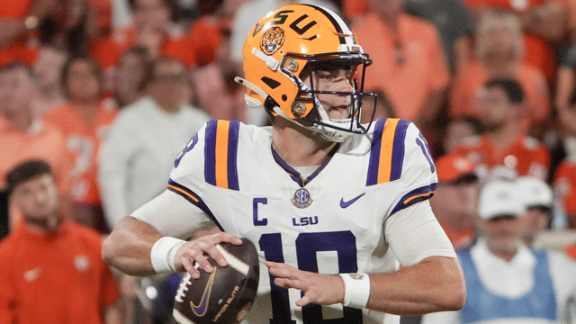 Nike Signs NIL Deal With LSU QB Garrett Nussmeier
