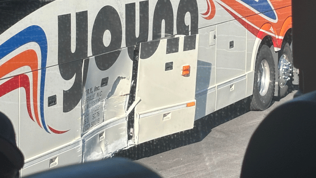 Clemson Bus Crashes Into Light Pole Before Georgia Tech Game