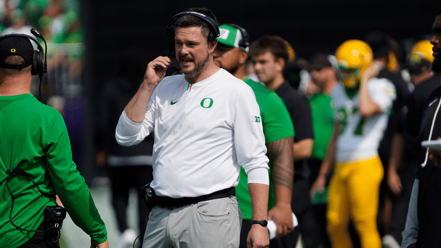Dan Lanning on Honoring Phil Knight With ‘Shoe Duck’ Jerseys