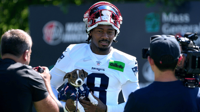 Cardi B’s Boyfriend Stefon Diggs Accused of Fathering 5-Month-Old Daughter With Model