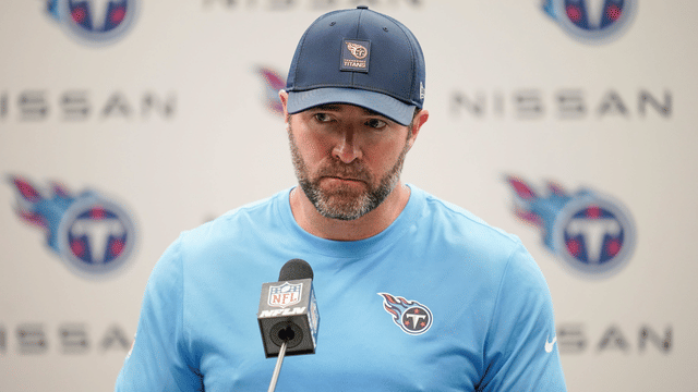 Titans Hand Play Calling to QB Coach Bo Hardegree
