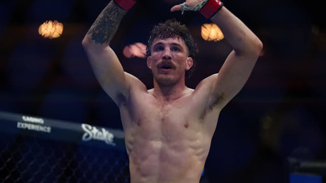 Quillan Salkilld Submits Jamie Mullarkey in UFC 325 Main-Card Opener