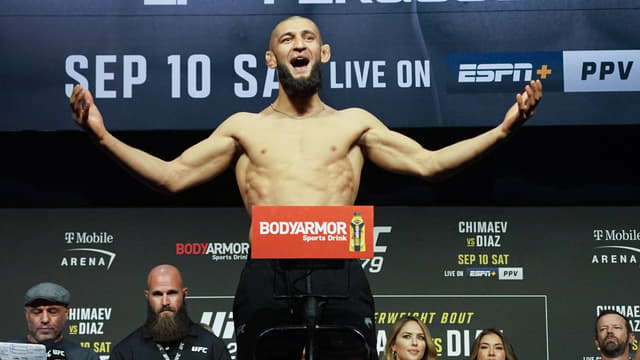 Khamzat Chimaev Says He Will Have Only One Title Defense Before Changing Weight Class