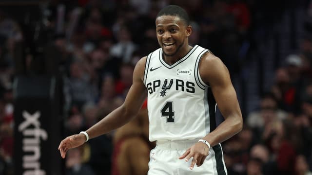 DeAaron Fox Praises Spurs Depth After NBA Cup Win Without Victor Wembanyama