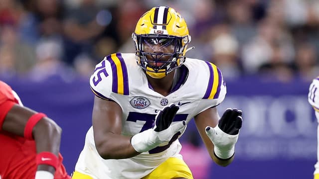 LSU OL Weston Davis Reverses Portal Decision Hours After Entering