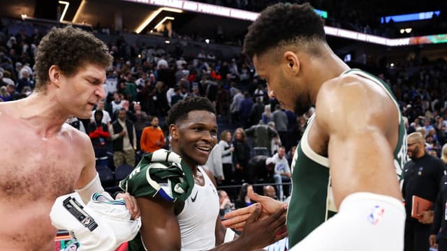 Tim Connelly Expected to Check In on Giannis, Jon Krawczynski Reports