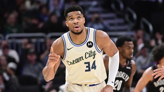 NBA Trade Market Waits on Giannis Antetokounmpo Domino Before Draft