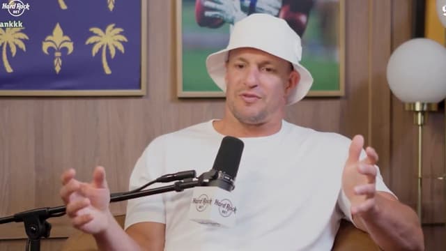 Rob Gronkowski Says Winning Is the Cure for Patriots Distractions