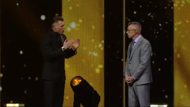The Miz Salutes Michael Cole Before 25th WrestleMania on Commentary