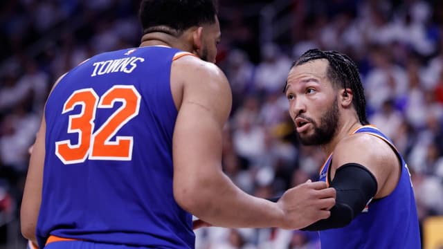 Jalen Brunson and Karl-Anthony Towns Combine for 70 to Lift Knicks Over Hawks in Close Win