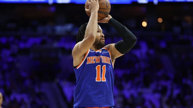 Knicks Take 8-Point First-Half Lead vs. 76ers