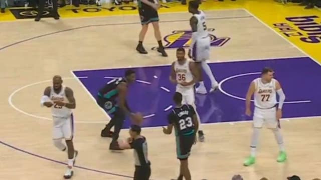 Jaren Jackson Jr. Hilariously Called for a Travel While Arguing With Referee