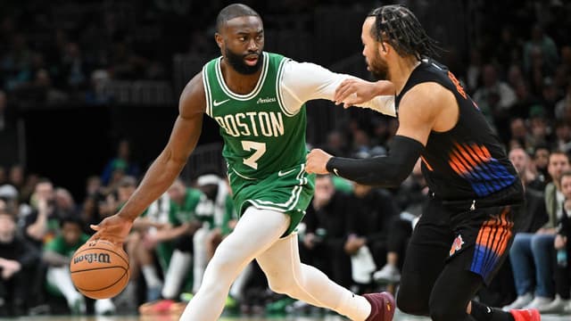 Jaylen Brown Leads Celtics Past Knicks With 42 Points