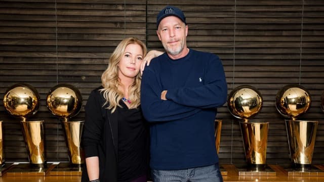 Buss Family to Sell Remaining Lakers Stake as Jeanie Buss Prepares to Exit