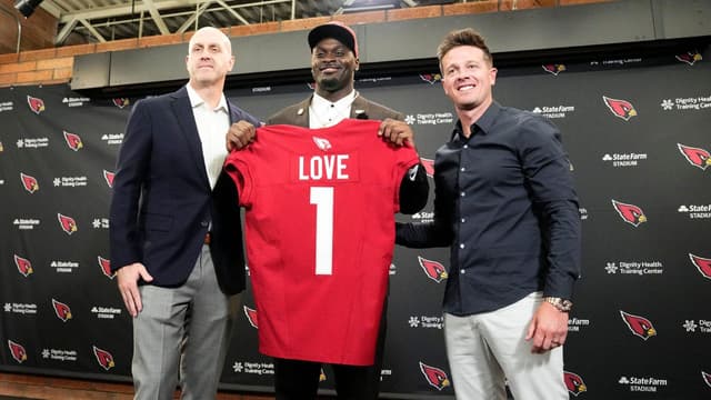 Jeremiyah Love Staying Humble Despite $50M Contract Praise