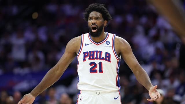 NBA Analyst Highlights Key Joel Embiid Mobility Issue as 76ers Trail 60–52 at Half Time