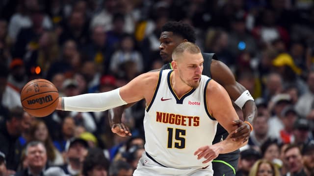 Nikola Jokic, Jamal Murray Rise Up to Lead Nuggets Past Wolves in Game 1