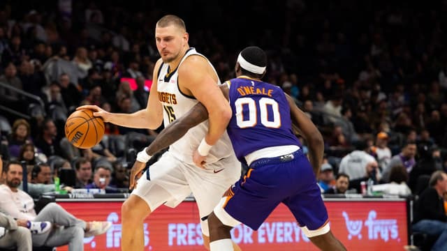 Nikola Jokic’s Perfect Night From the Field Buries Suns in Nuggets' Bounce-Back