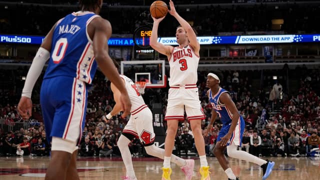 Bulls Upset 76ers 109–102 Behind Clutch 10–0 Run