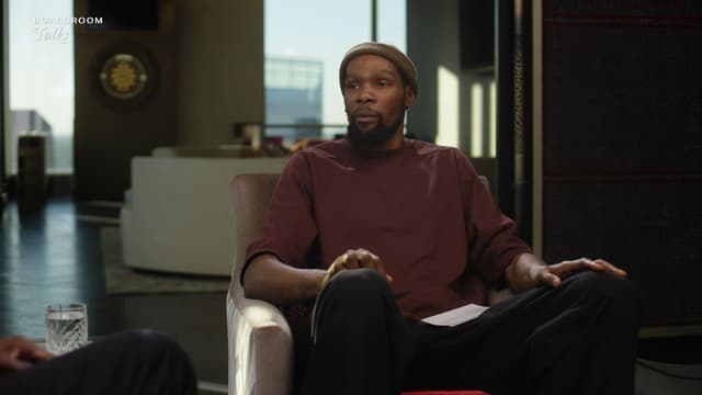 Kevin Durant and Hakeem Olajuwon Push Back on “Mid-Range Is Dead” Talk