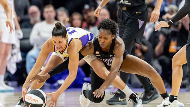 Kelsey Plum Out at Least Four Weeks With Lower Left Leg Injury
