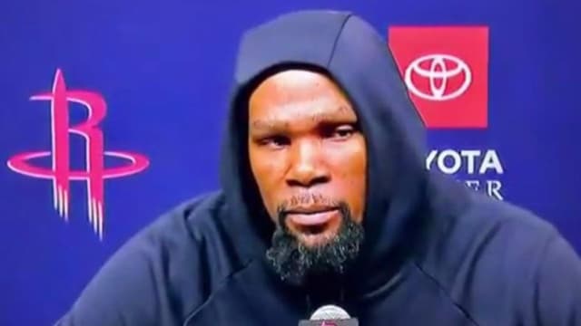 “How Was the Vibes?”: Kevin Durant Trolls Reporters Following Rockets’ Win vs. Hawks