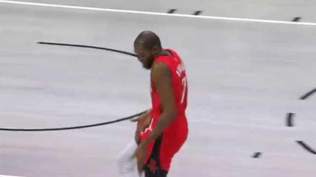 Kevin Durant Does a Dance After Putting Rockets Up by 17 vs. Nuggets
