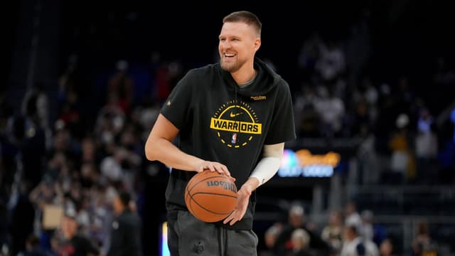Kristaps Porzingis Questionable vs. Suns After Crucial Role in Play-In vs. Clippers