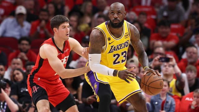 Lakers Grind Out Huge OT Win vs. Rockets to Take Commanding 3–0 Lead