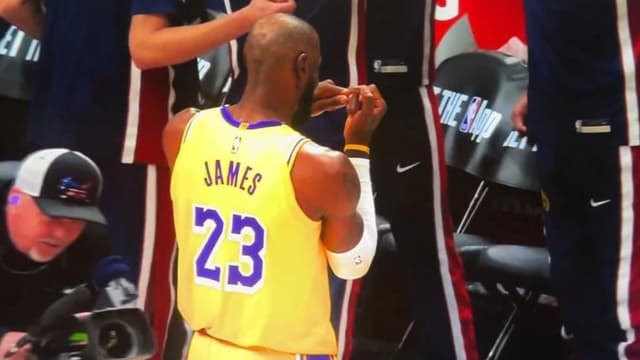 Fans Play Guessing Game as LeBron James Seemingly Flips Off Nuggets’ Bench