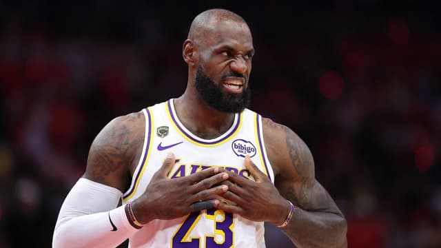 Cavaliers Emerging as Favorites to Sign LeBron James