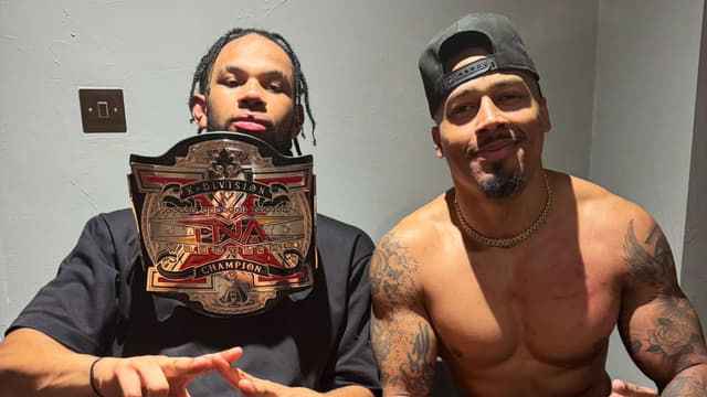 Leon Slater Tests Carmelo Hayes In SmackDown U.S. Open Challenge