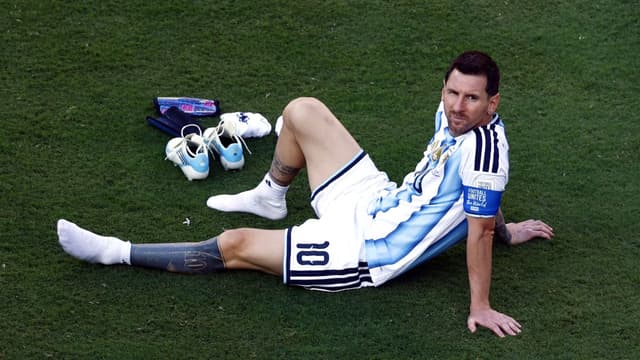 “MetLife Curse is Real for Messi”: Robert Griffin III After Spain’s World Cup Win
